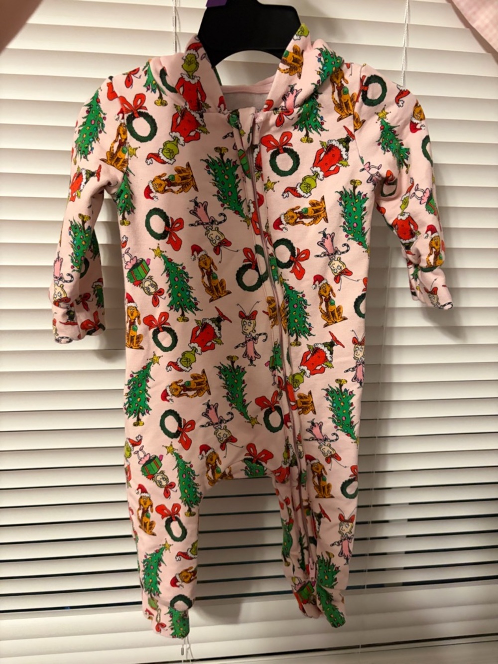 Little snuggles Dr.Seuss the grinch Christmas hooded zippy romper 6-9months